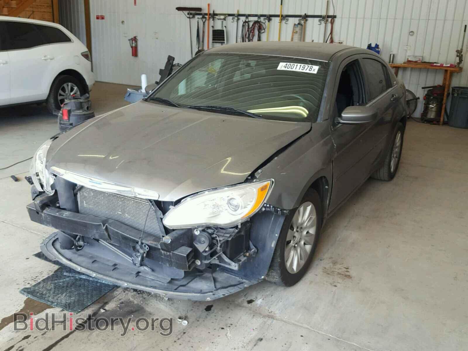 2012 CHRYSLER 200 - VIN: 1C3CCBAB8CN191856 - Фото 2