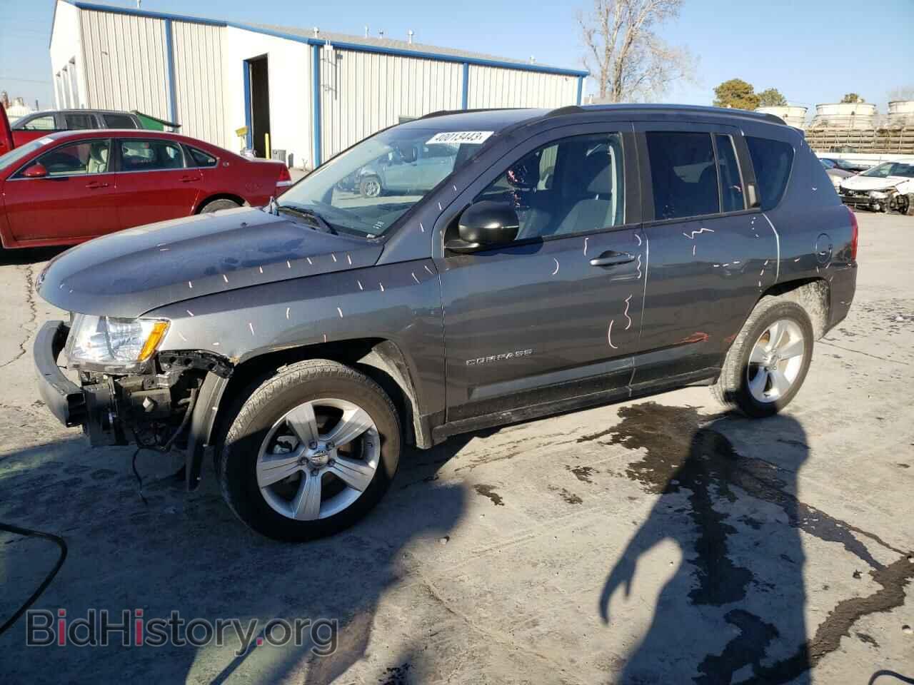 Photo 1J4NF1FB2BD299211 - JEEP COMPASS 2011