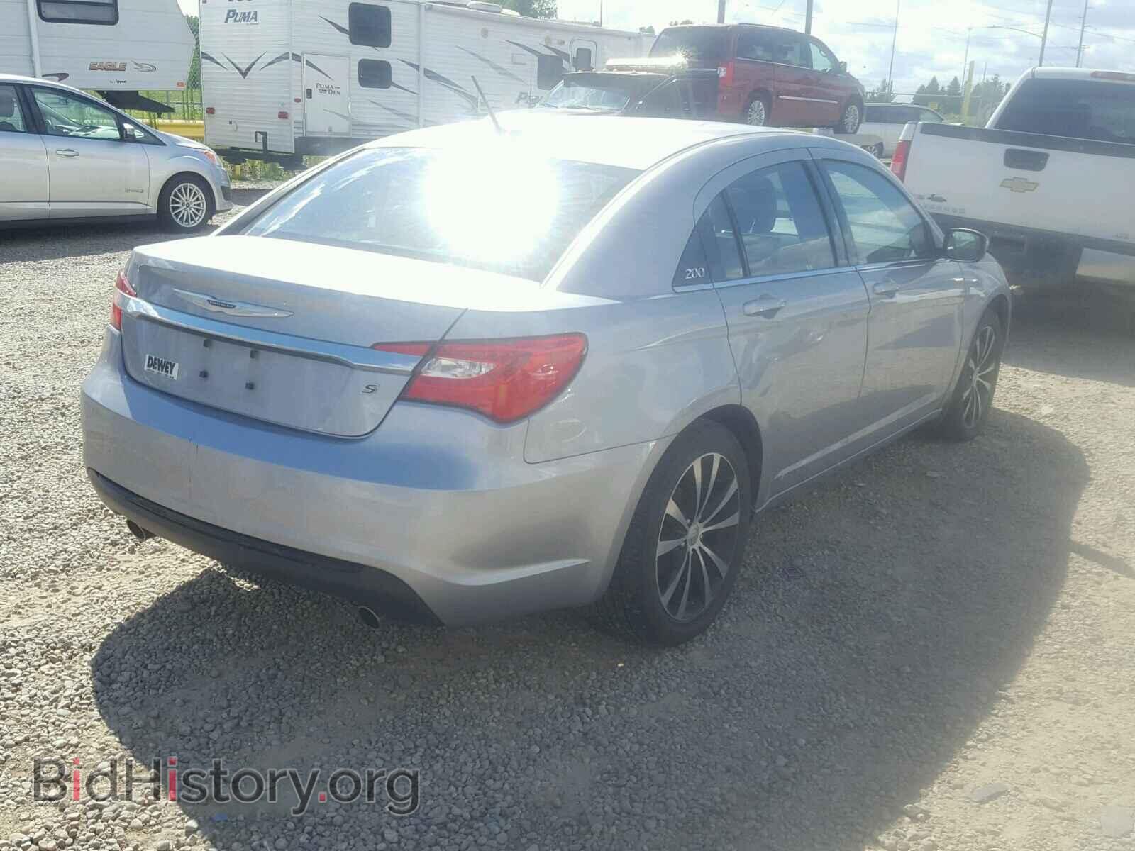 2013 CHRYSLER 200 - VIN: 1C3CCBCG9DN621243 - Photo 4