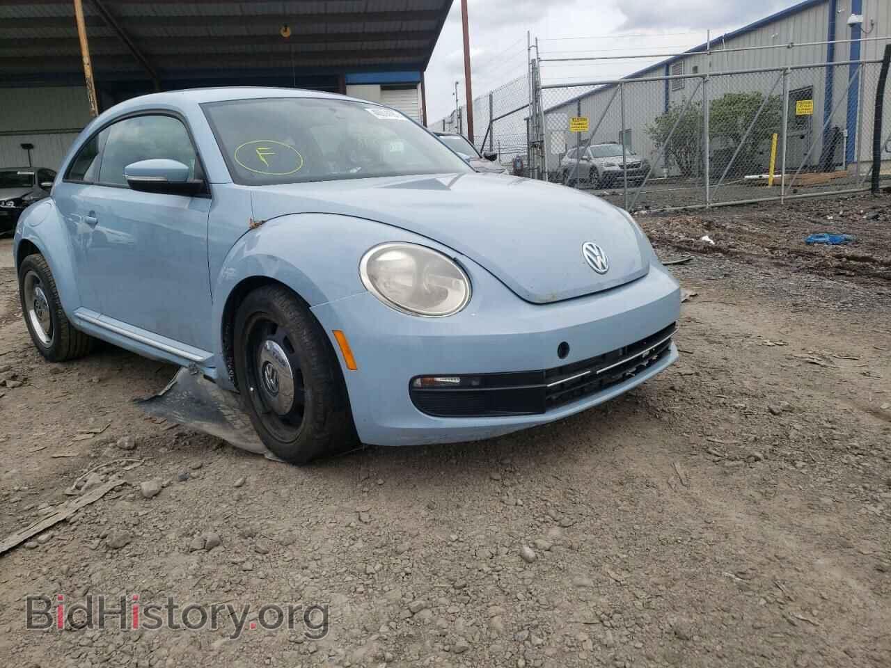 Photo 3VWJP7AT5CM624408 - VOLKSWAGEN BEETLE 2012