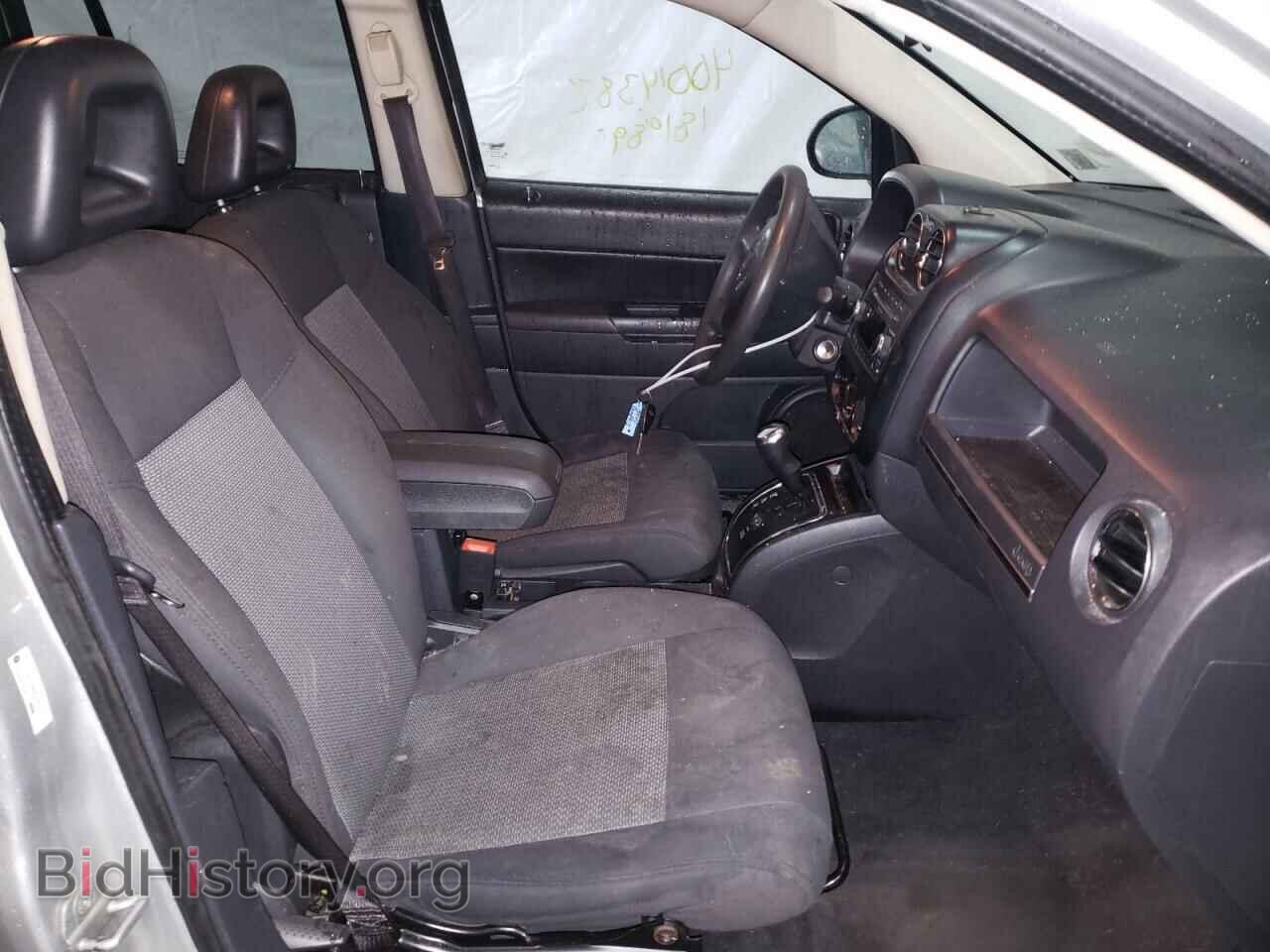 2009 JEEP COMPASS - VIN: 1J4FF47BX9D107578 - Фото 5