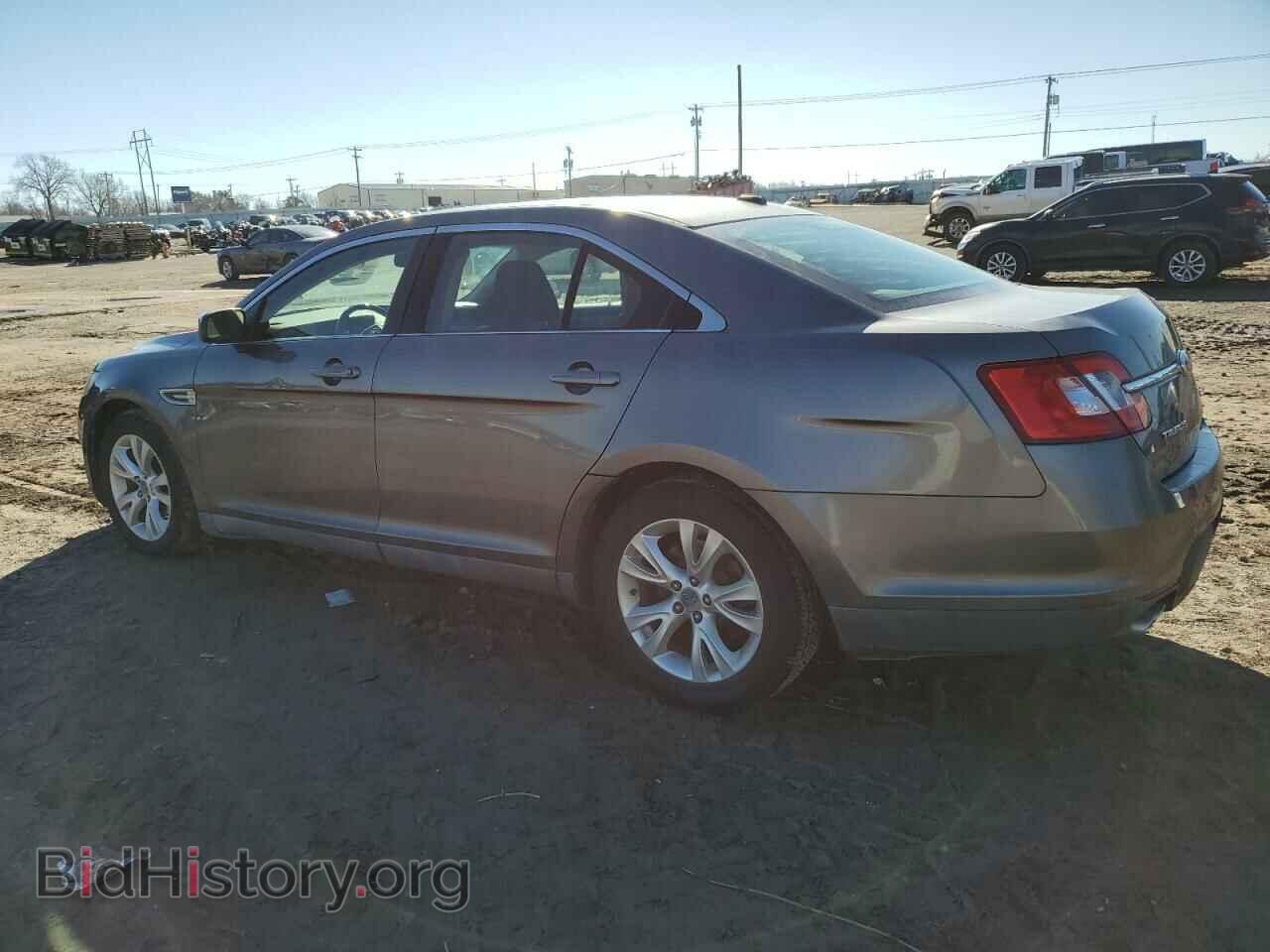2011 FORD TAURUS - VIN: 1FAHP2EW6BG154428 - Photo 2