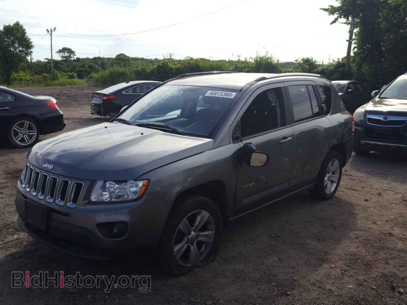2012 Jeep COMPASS (VIN 1C4NJCBAXCD677595) — фото 2 из 10