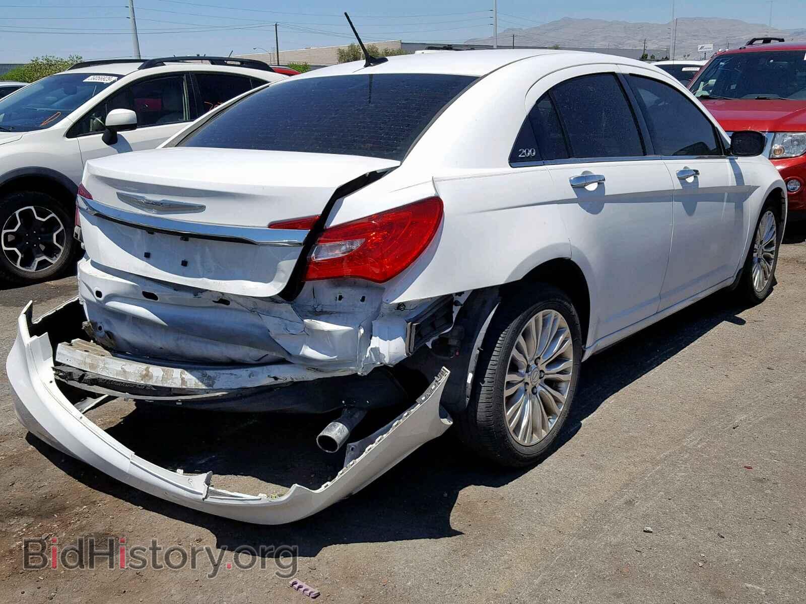 2012 CHRYSLER 200 - VIN: 1C3CCBCG2CN305648 - Фото 4