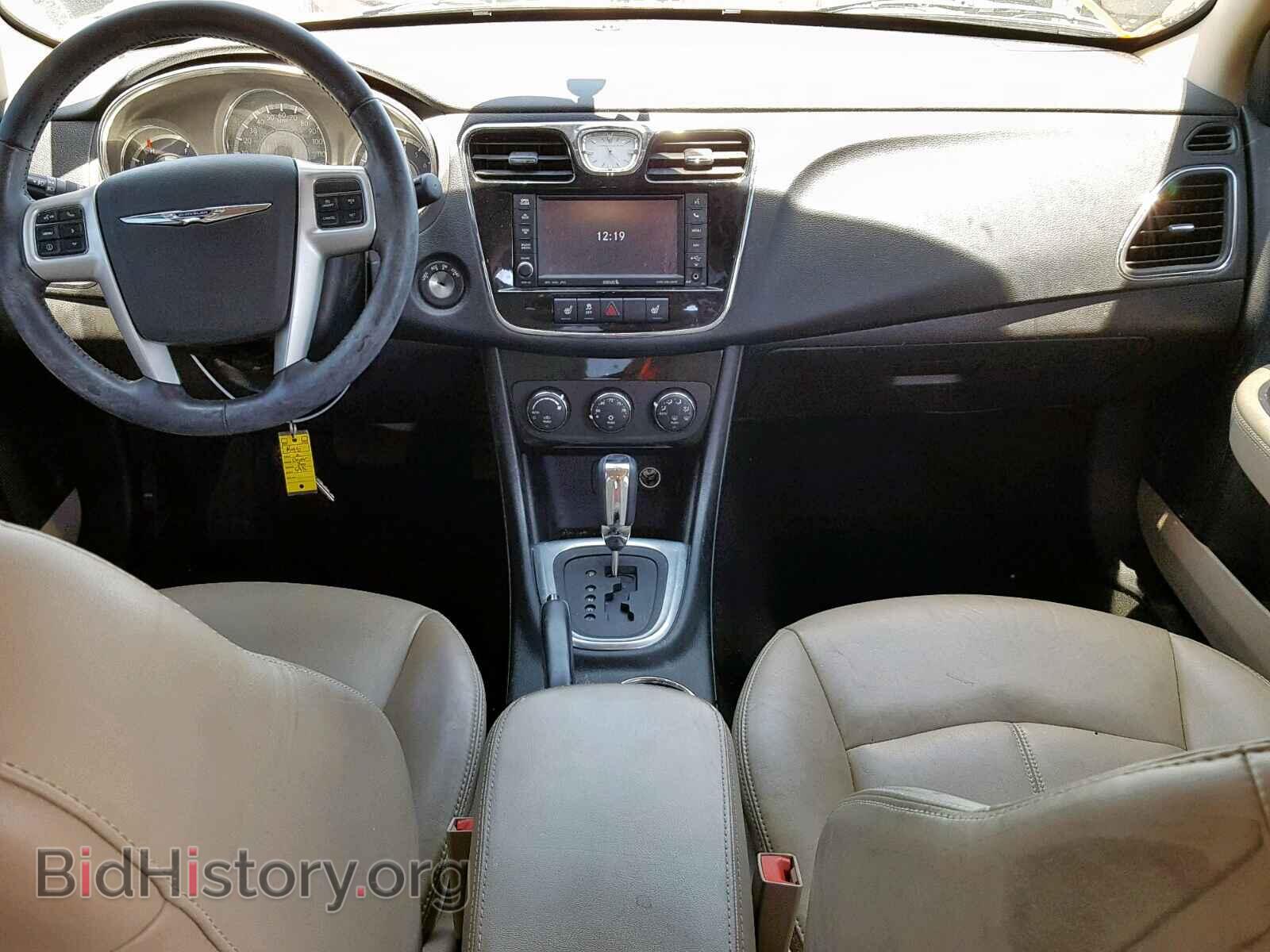 2012 CHRYSLER 200 - VIN: 1C3CCBCG2CN305648 - Фото 9