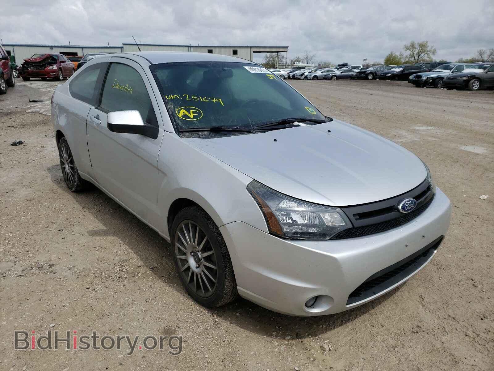 Photo 1FAHP3DN8AW251679 - FORD FOCUS 2010