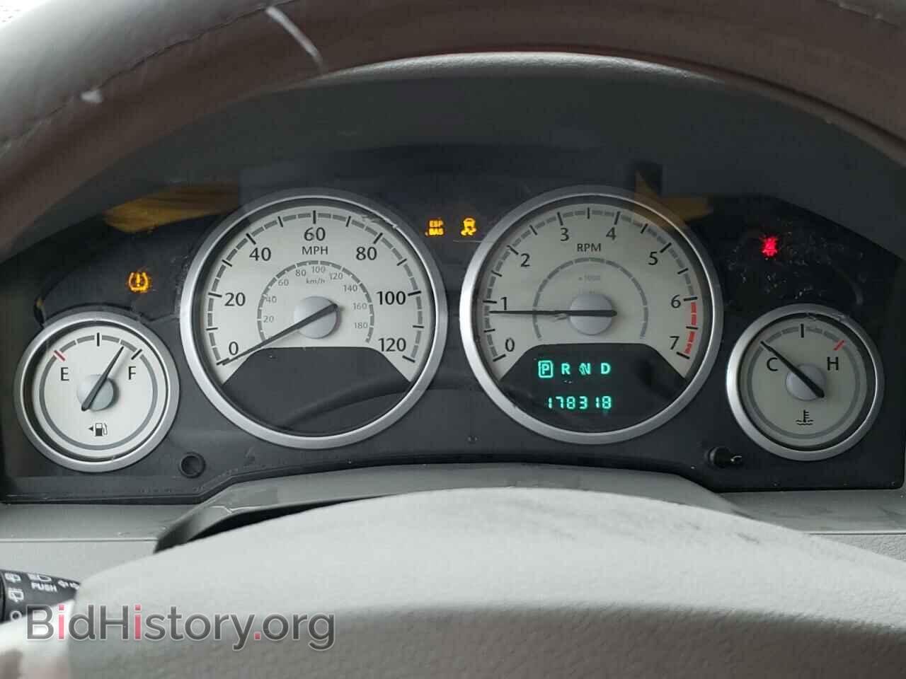 2008 CHRYSLER MINIVAN - VIN: 2A8HR44H48R799520 - Фото 8