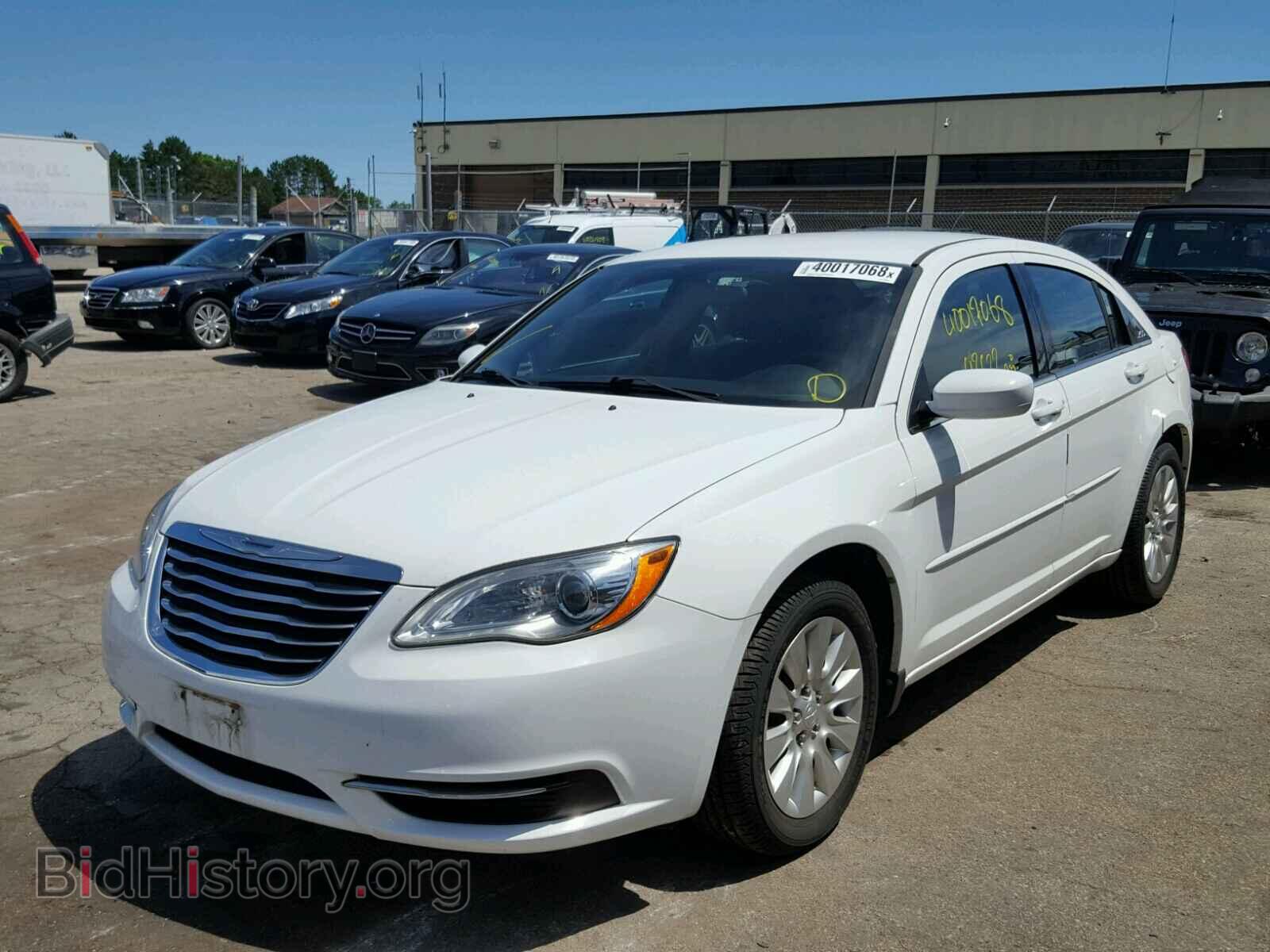 2011 CHRYSLER 200 - VIN: 1C3BC4FBXBN559999 - Фото 2