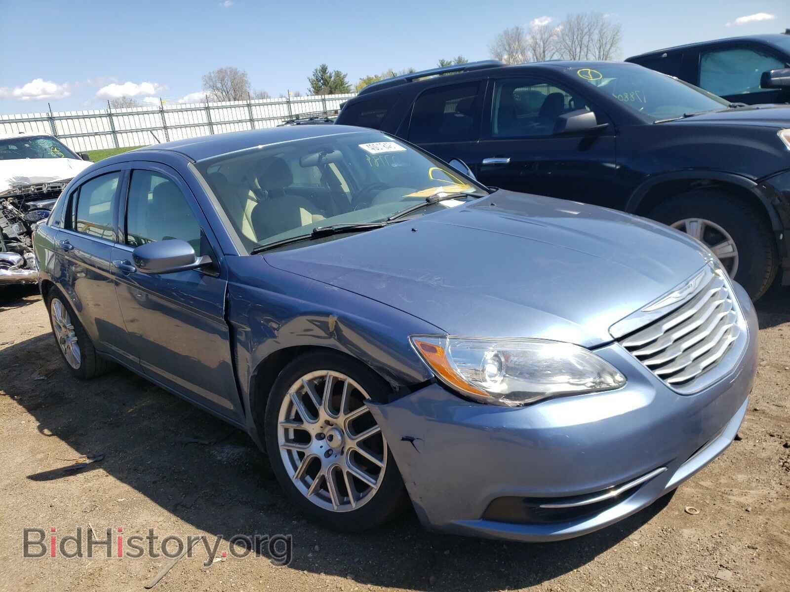 Photo 1C3BC1FB6BN562087 - CHRYSLER 200 2011