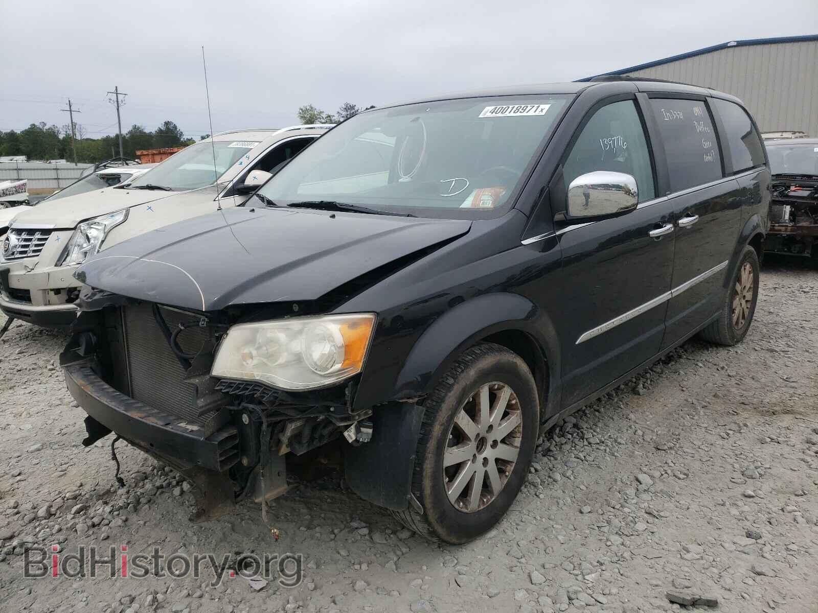 2011 CHRYSLER MINIVAN - VIN: 2A4RR8DG4BR716681 - Photo 2