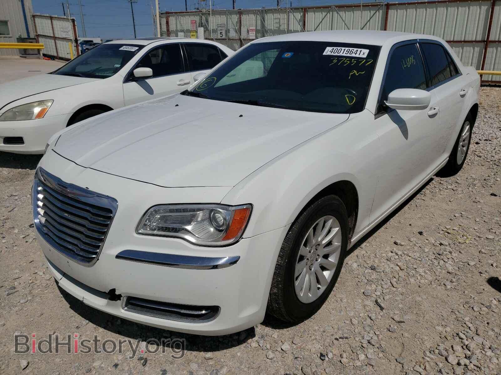 2014 CHRYSLER 300 - VIN: 2C3CCAAG2EH375577 - Photo 2