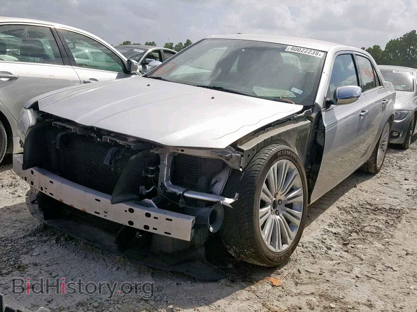 2011 CHRYSLER 300 - VIN: 2C3CA5CG7BH613767 - Фото 2