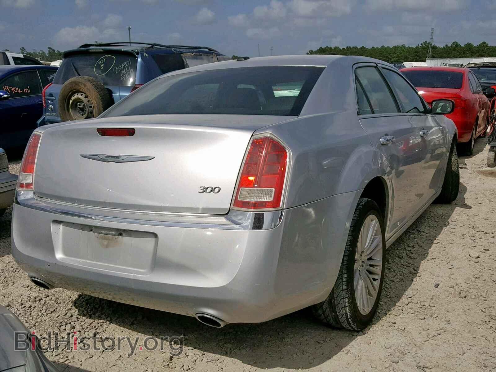 2011 CHRYSLER 300 - VIN: 2C3CA5CG7BH613767 - Фото 4