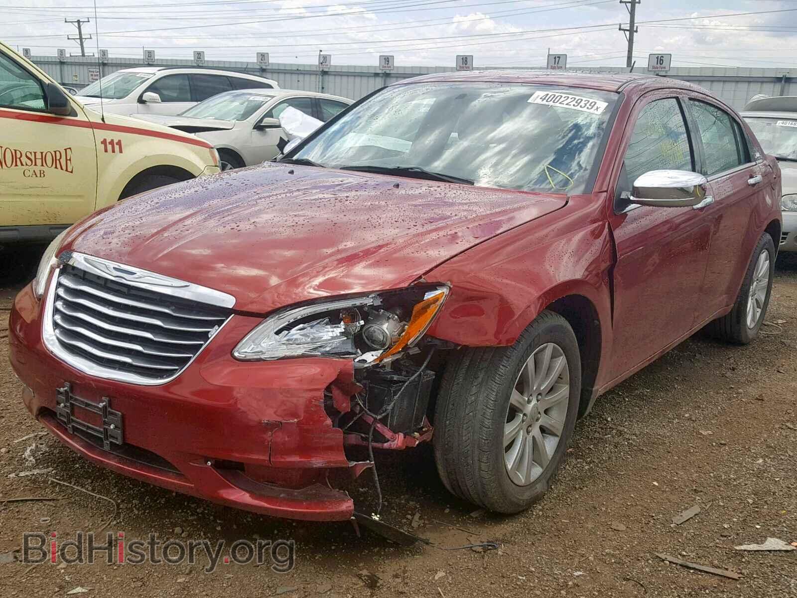 2013 CHRYSLER 200 - VIN: 1C3CCBCG2DN603750 - Photo 2
