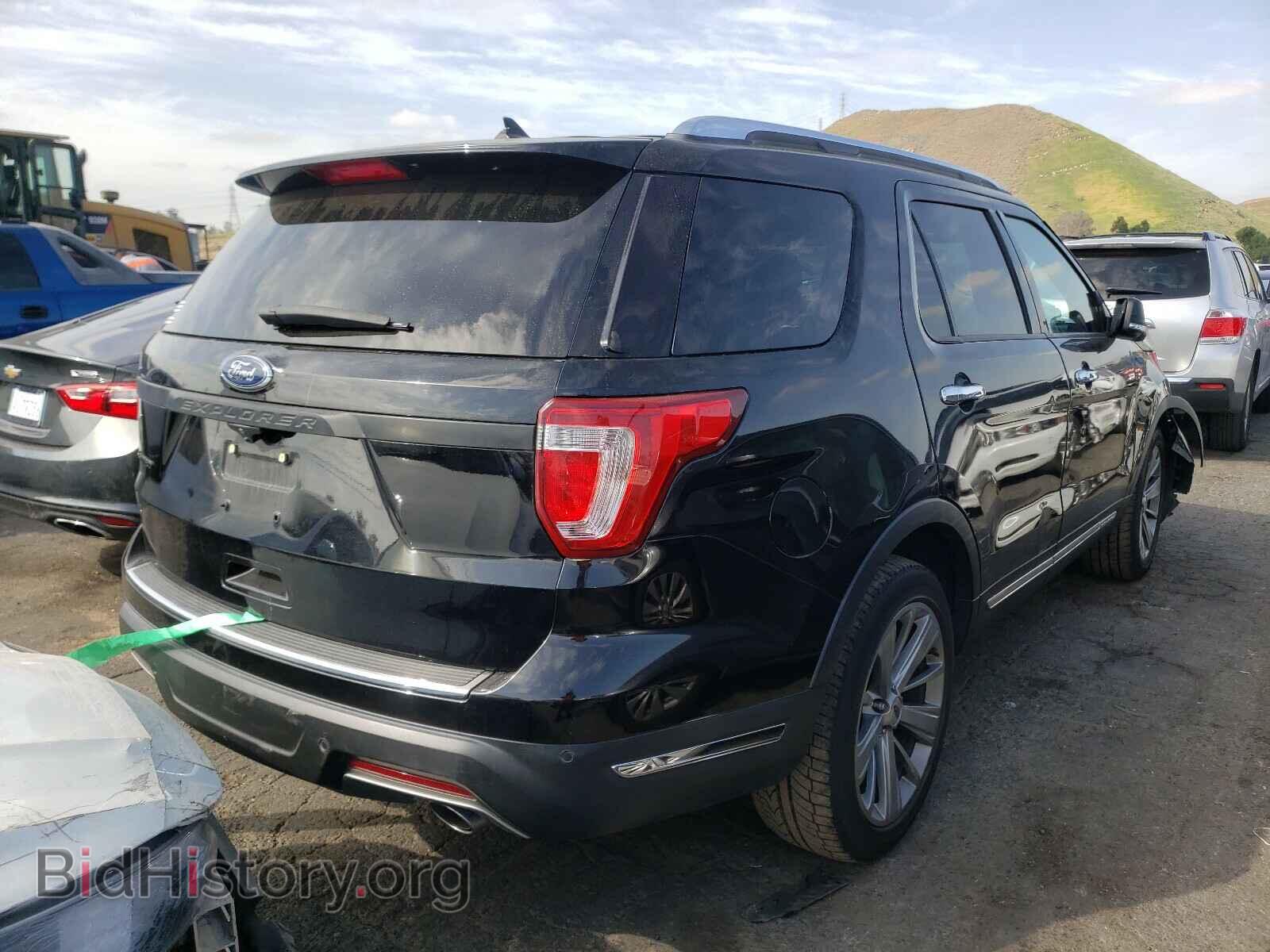 2018 FORD EXPLORER - VIN: 1FM5K7F84JGB10964 - Фото 4
