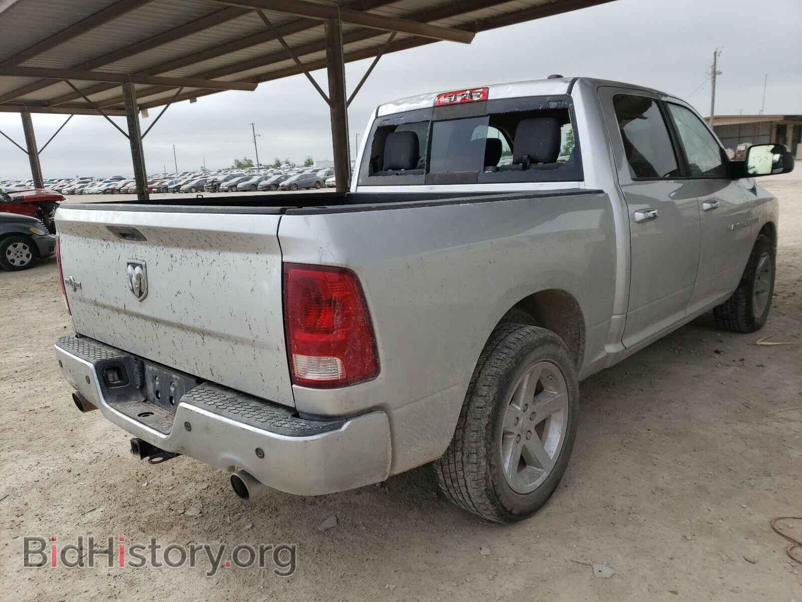 2011 DODGE RAM 1500 - VIN: 1D7RB1CT8BS533207 - Фото 4