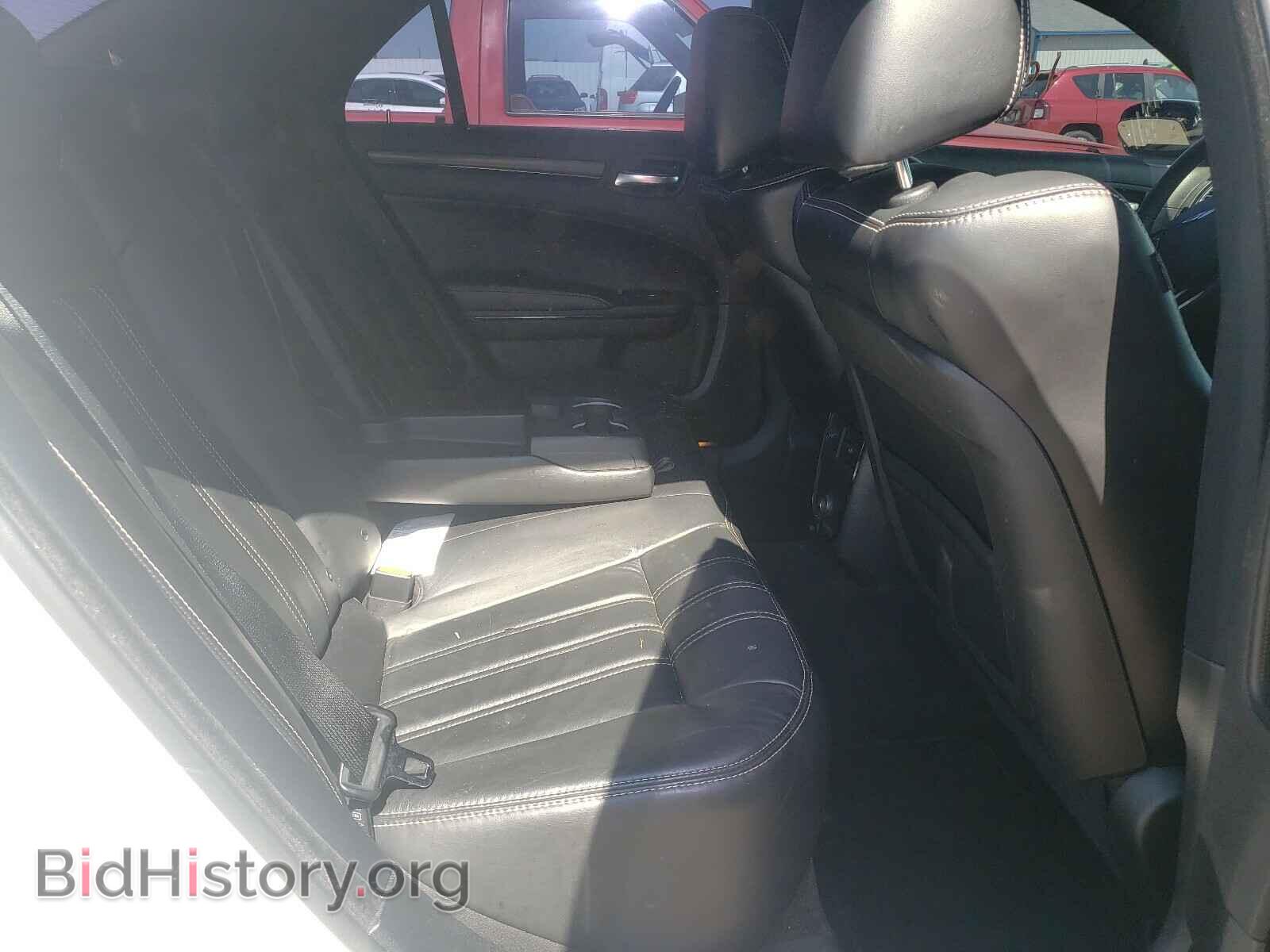 2014 CHRYSLER 300 - VIN: 2C3CCAGG7EH357227 - Photo 6