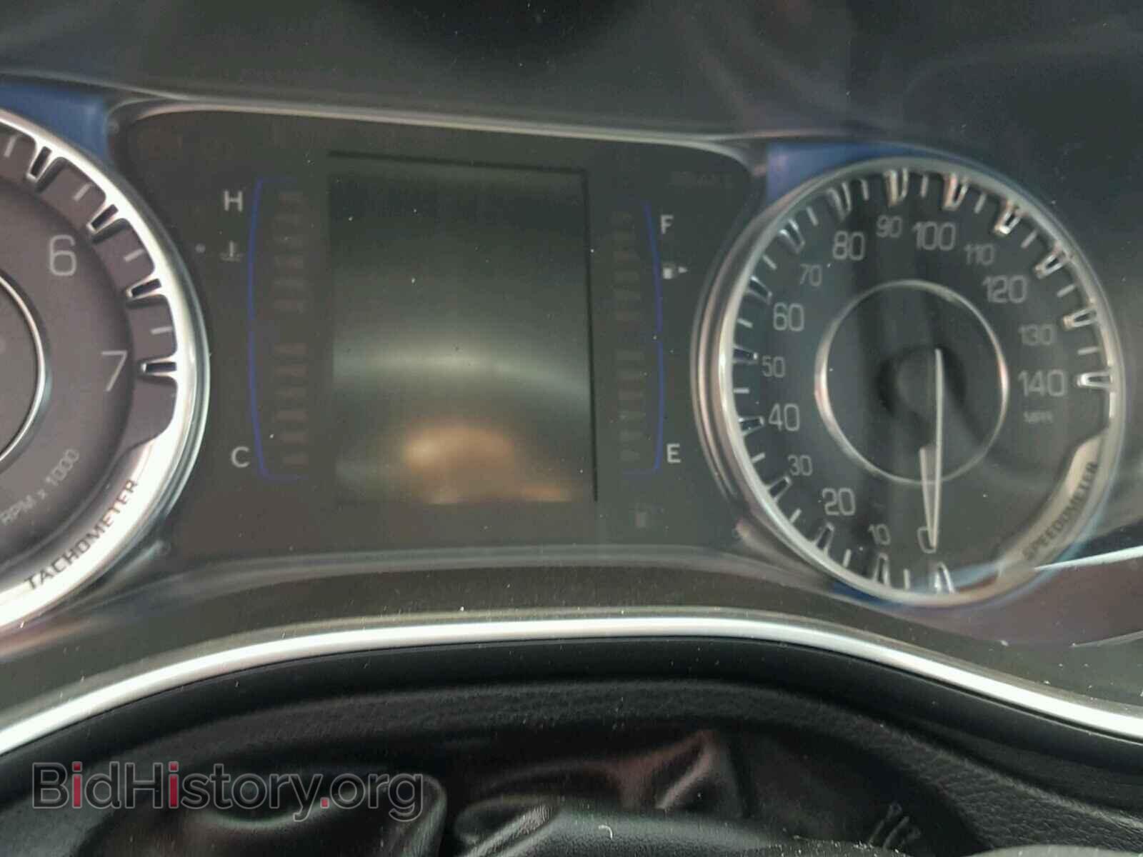 2015 CHRYSLER 200 - VIN: 1C3CCCABXFN687428 - Photo 8