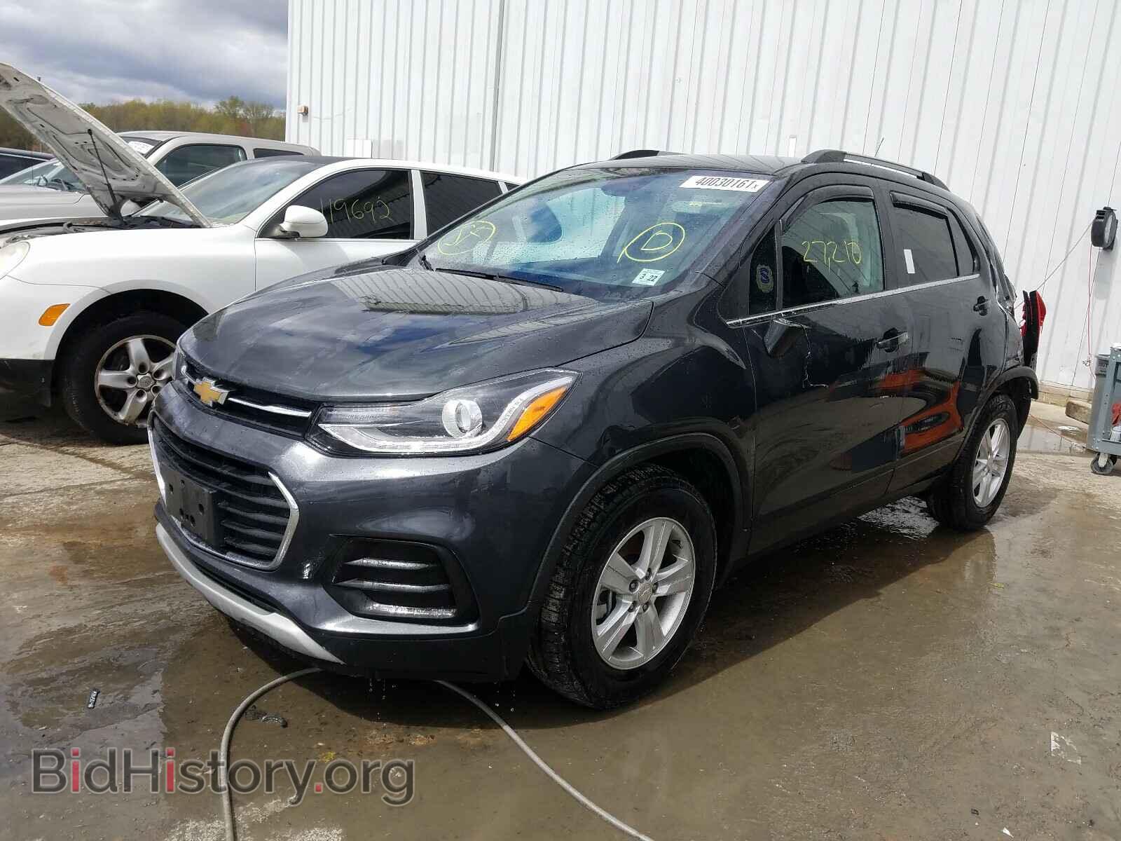 2017 CHEVROLET TRAX - VIN: 3GNCJLSB5HL215700 - Фото 2
