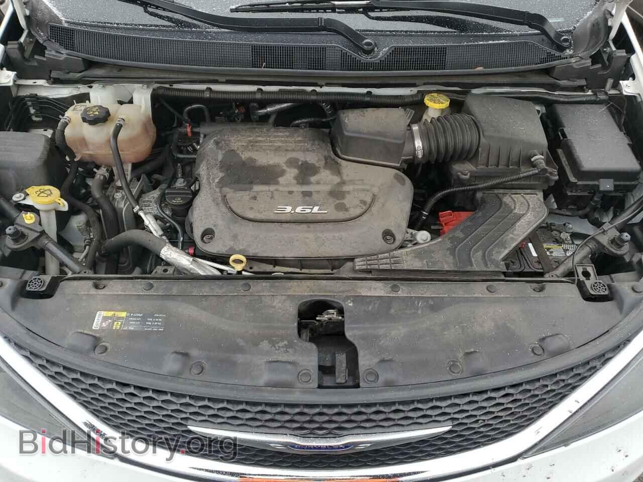 2017 CHRYSLER PACIFICA - VIN: 2C4RC1DGXHR663766 - Photo 11