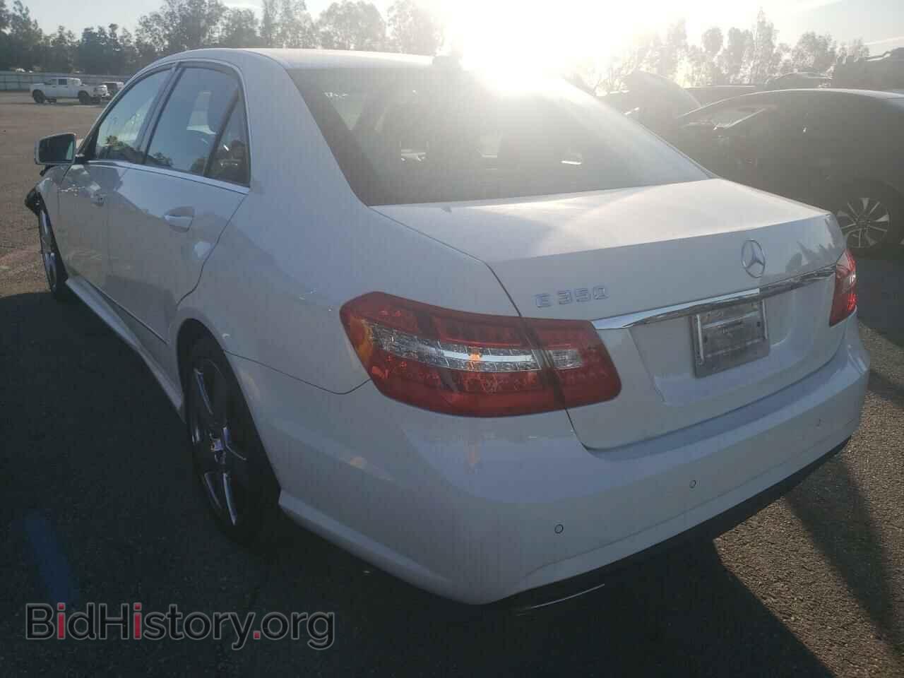 2011 MERCEDES-BENZ E-CLASS - VIN: WDDHF5GBXBA415688 - Фото 3