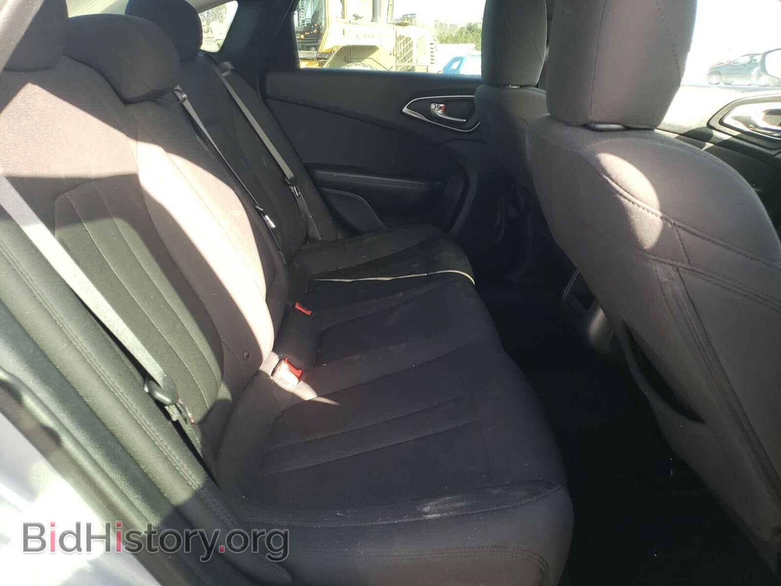2015 CHRYSLER 200 - VIN: 1C3CCCAB0FN584034 - Фото 6