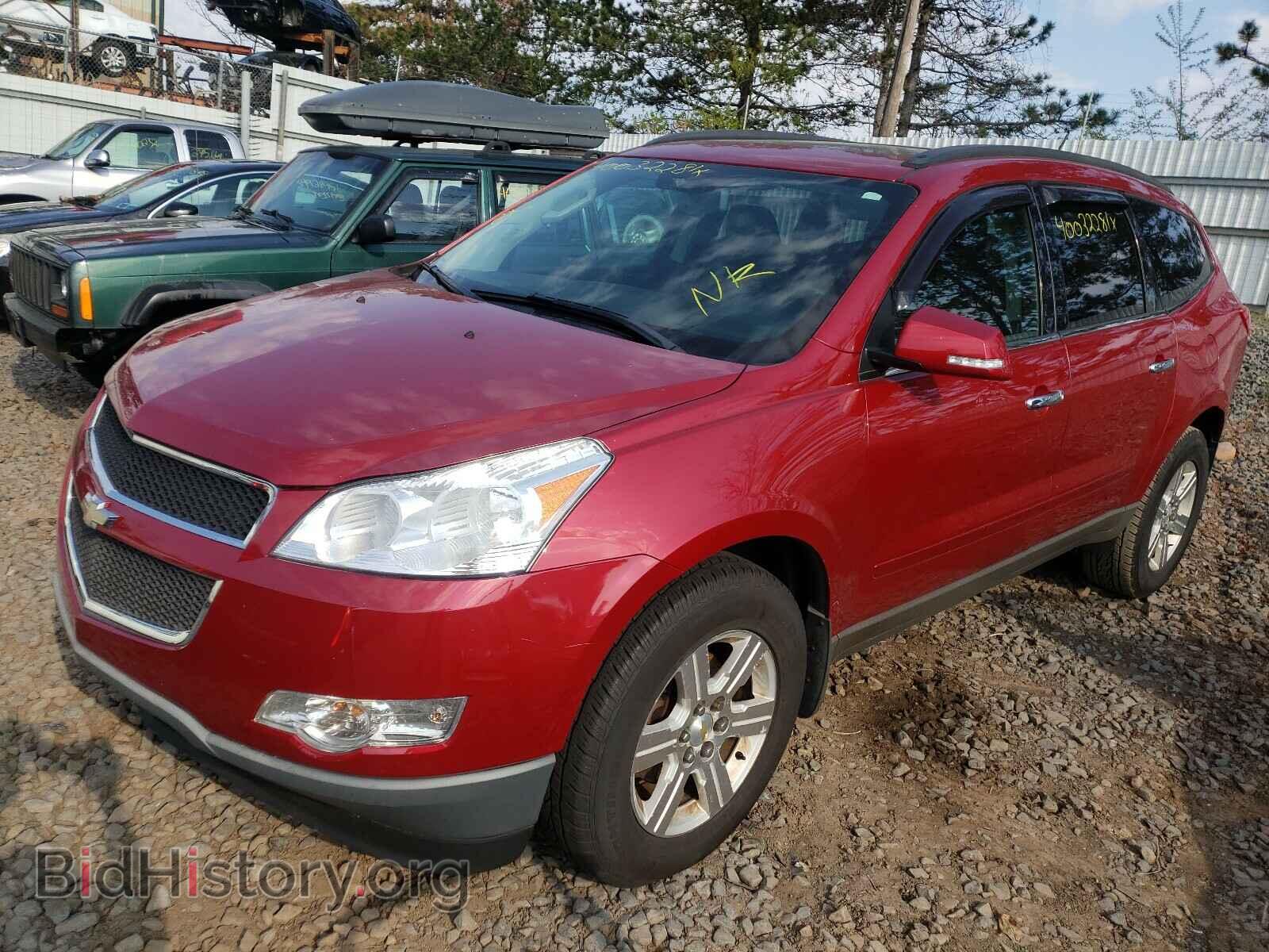 2012 CHEVROLET TRAVERSE - VIN: 1GNKVJED8CJ400714 - Фото 2