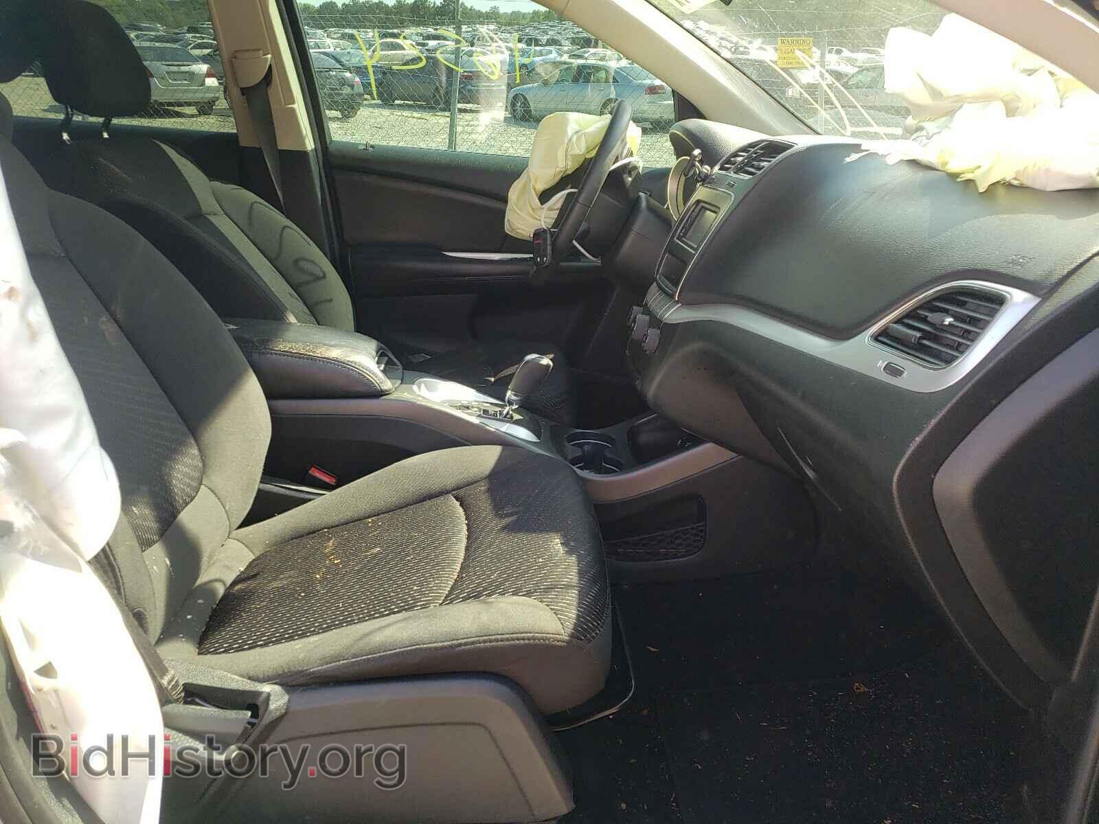 2018 DODGE JOURNEY - VIN: 3C4PDCAB8JT382920 - Фото 5