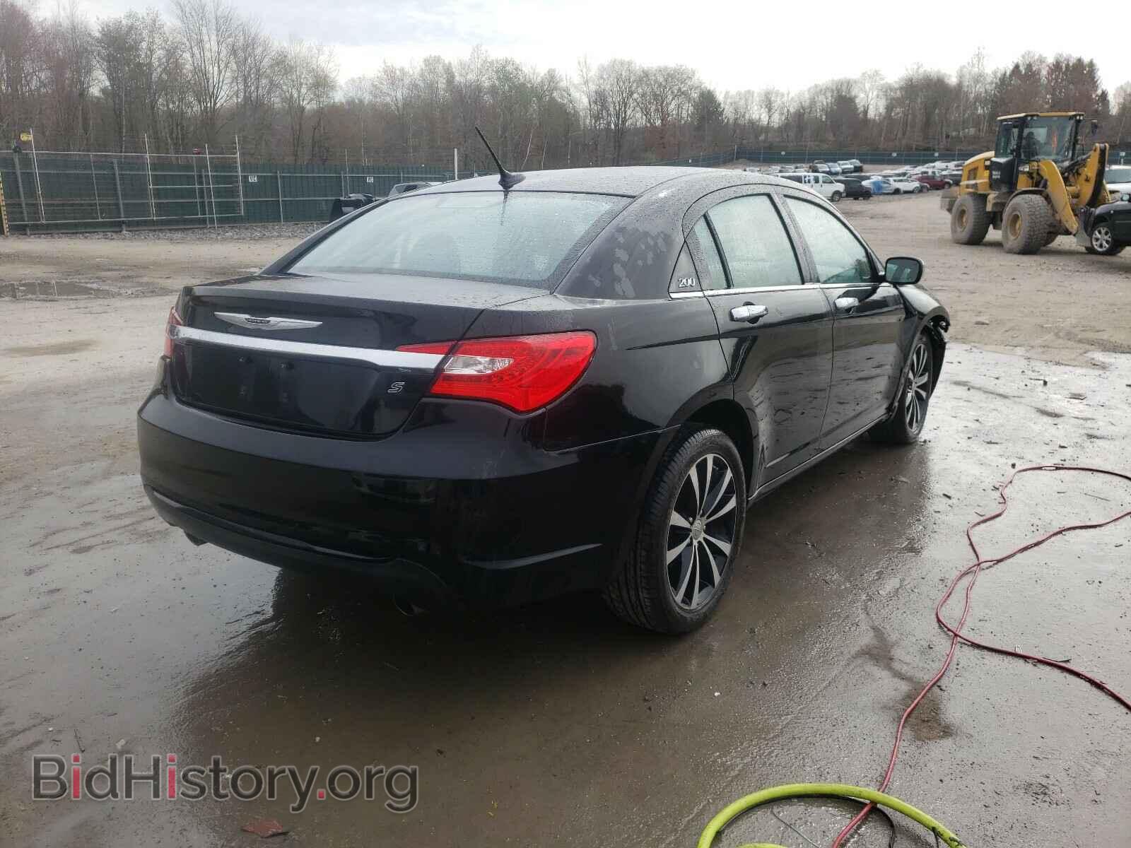 2012 CHRYSLER 200 - VIN: 1C3CCBHG8CN298309 - Фото 4
