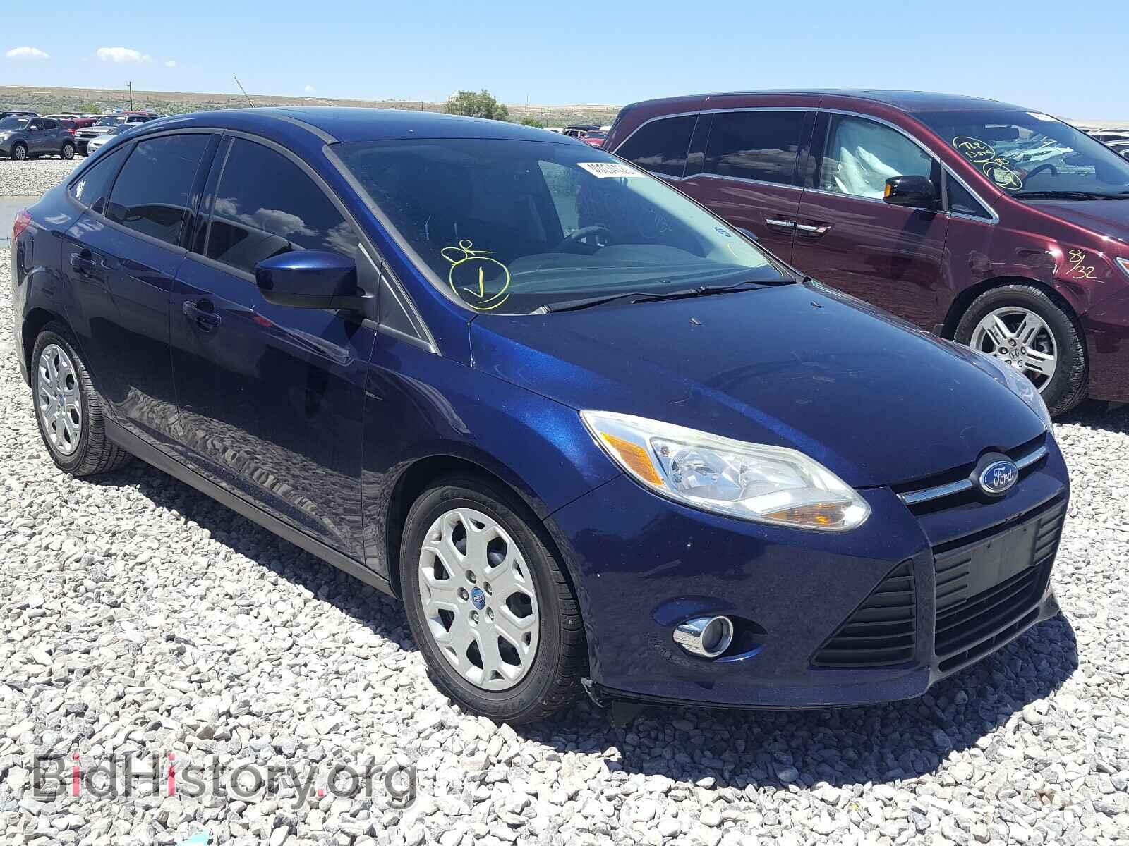 Photo 1FAHP3F27CL130939 - FORD FOCUS 2012