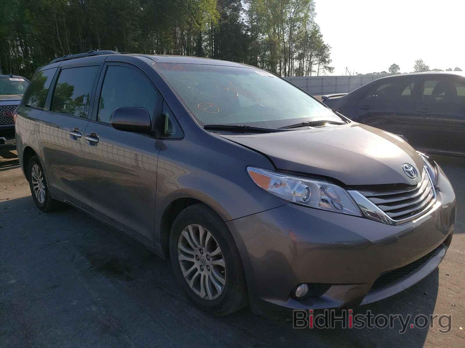 Photo 5TDYK3DC8GS717014 - TOYOTA SIENNA 2016