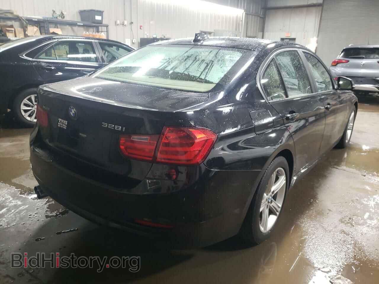 2013 BMW 3 SERIES - VIN: WBA3B3C57DF538226 - Фото 3