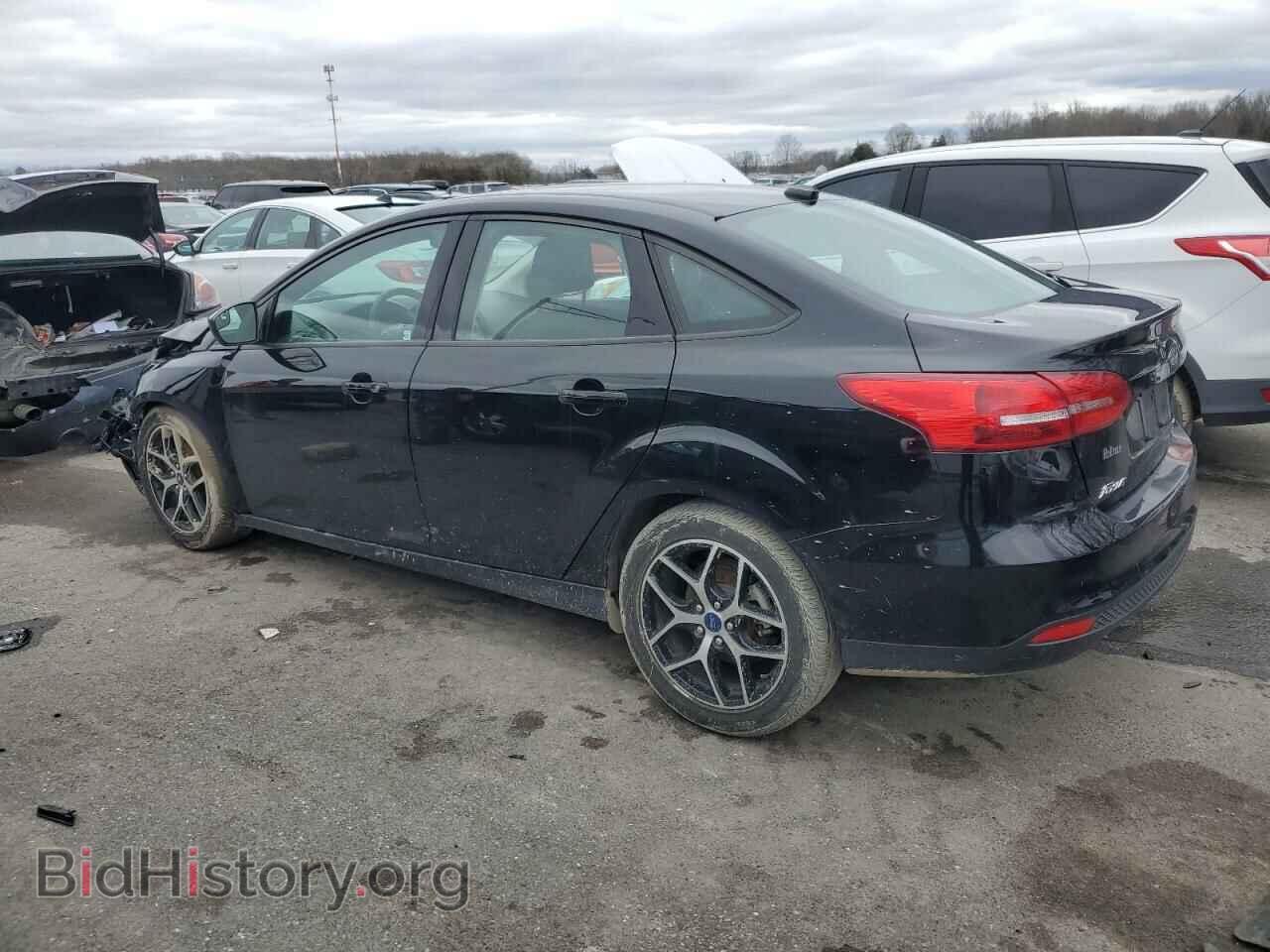 2018 FORD FOCUS - VIN: 1FADP3FE3JL318721 - Photo 2