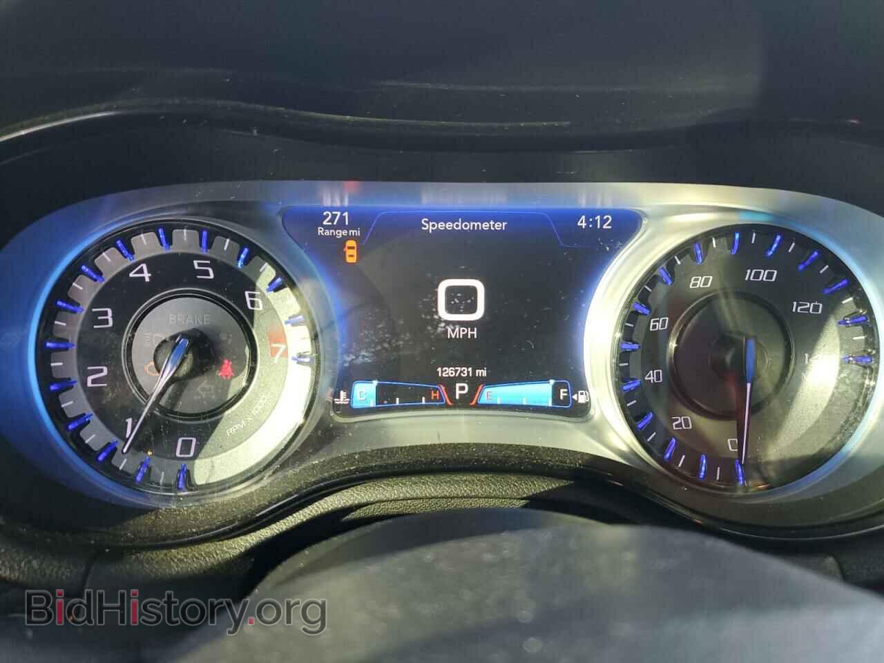 2017 CHRYSLER 300 - VIN: 2C3CCABG2HH668768 - Фото 9
