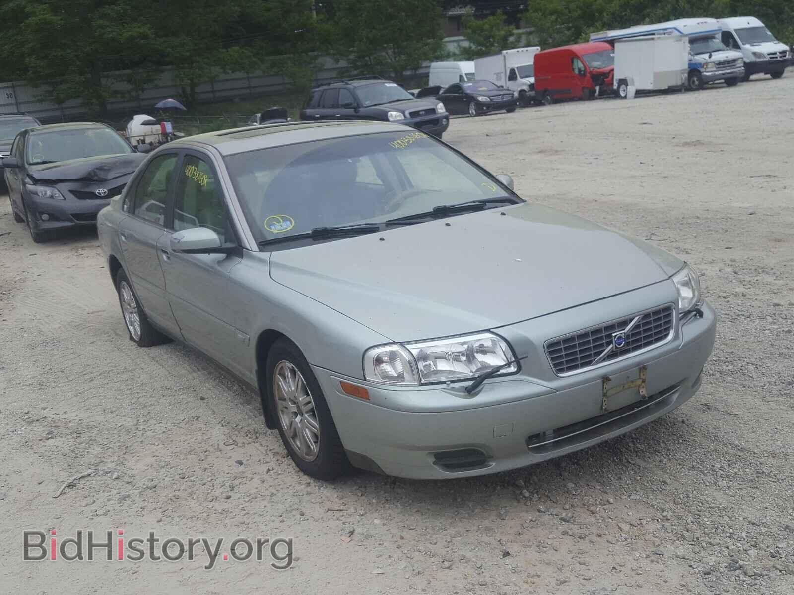 Фотография YV1TS59HX41377684 - VOLVO S80 2004