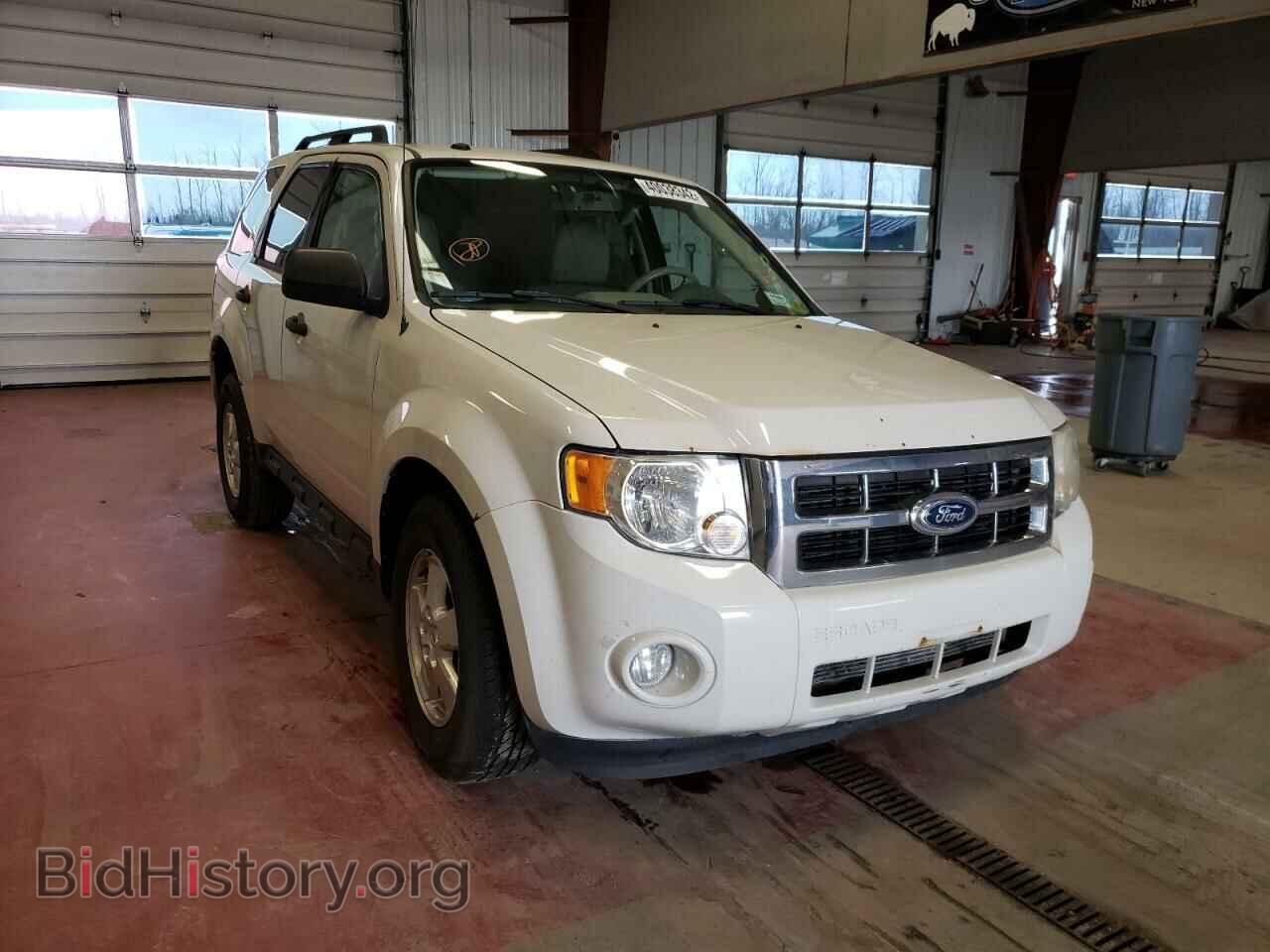 Фотография 1FMCU0D70BKA62977 - FORD ESCAPE 2011