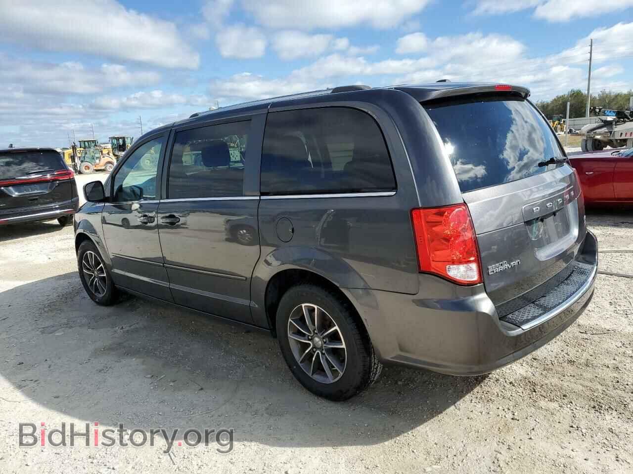 2017 DODGE CARAVAN - VIN: 2C4RDGCG6HR860502 - Фото 2