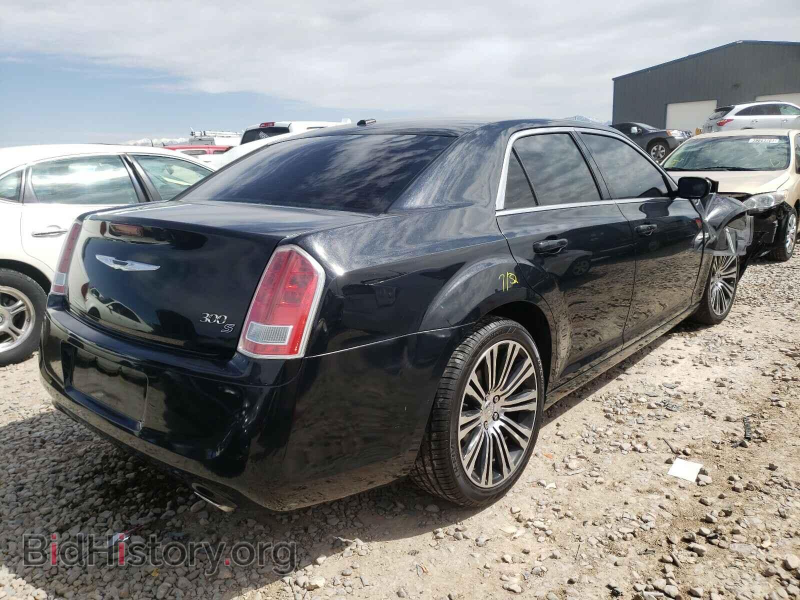 2014 CHRYSLER 300 - VIN: 2C3CCABT8EH135980 - Фото 4
