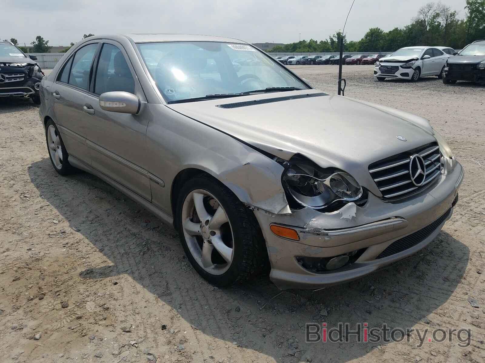 Photo WDBRF52H56A835485 - MERCEDES-BENZ C CLASS 2006