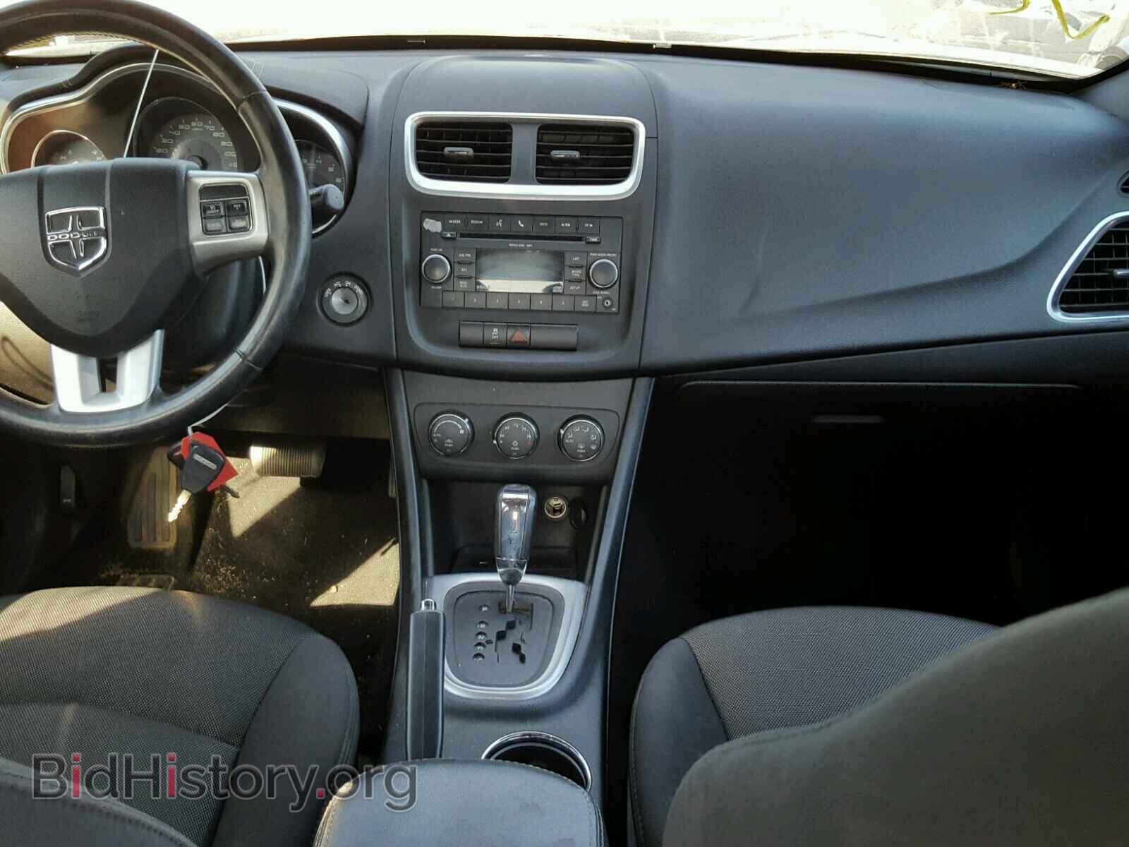 2011 DODGE AVENGER - VIN: 1B3BD1FB7BN617219 - Фото 9