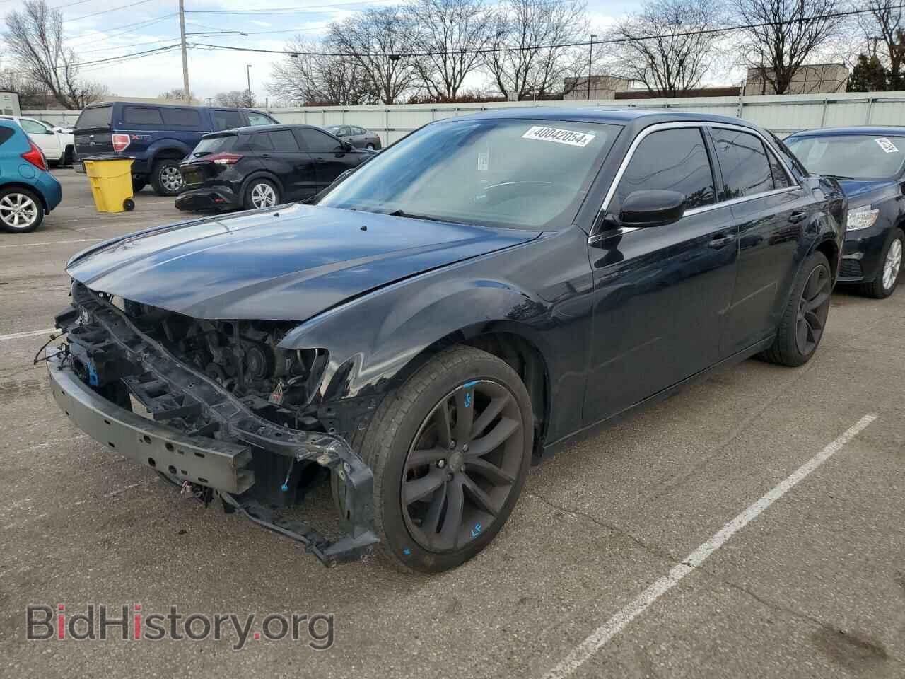 Фотография 2C3CCAAG2HH662115 - CHRYSLER 300 2017