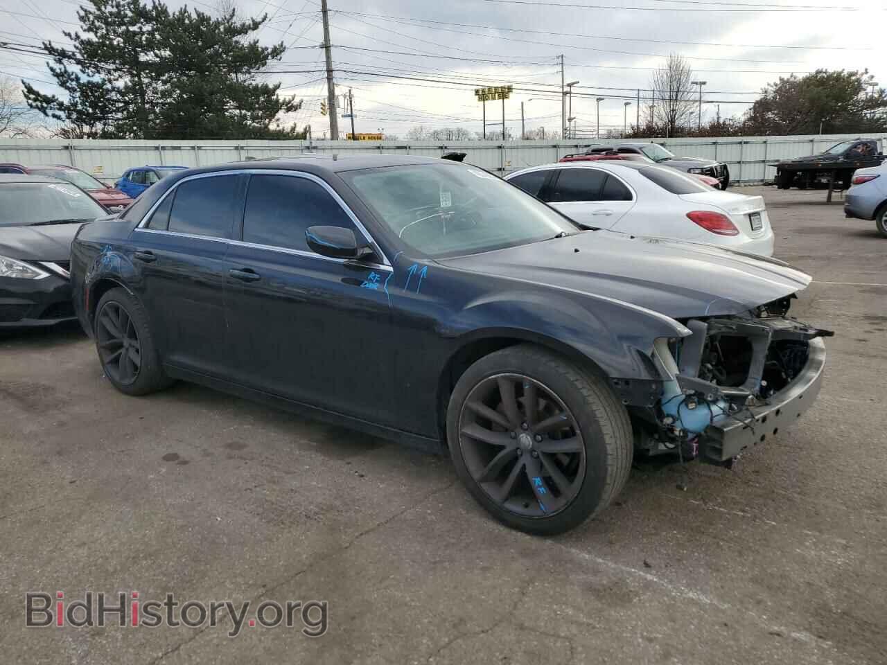 2017 CHRYSLER 300 - VIN: 2C3CCAAG2HH662115 - Фото 4