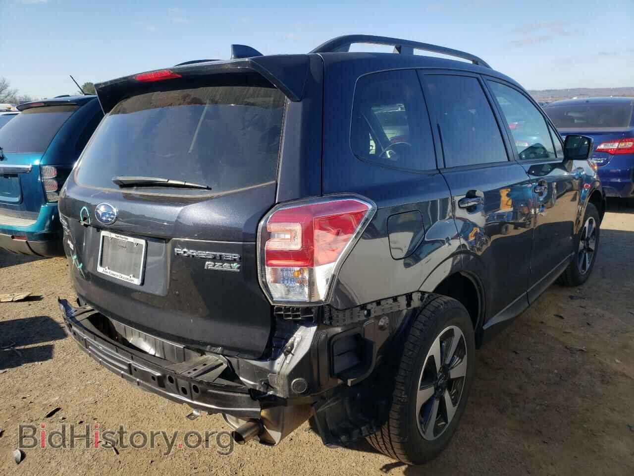 2017 SUBARU FORESTER - VIN: JF2SJADCXHH452004 - Фото 4