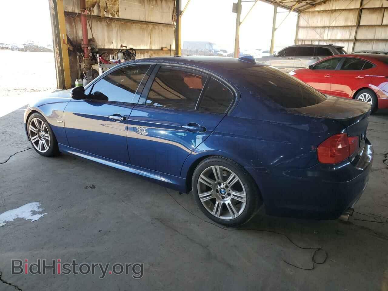 2011 BMW 3 SERIES - VIN: WBAPH7C58BE674505 - Фото 2