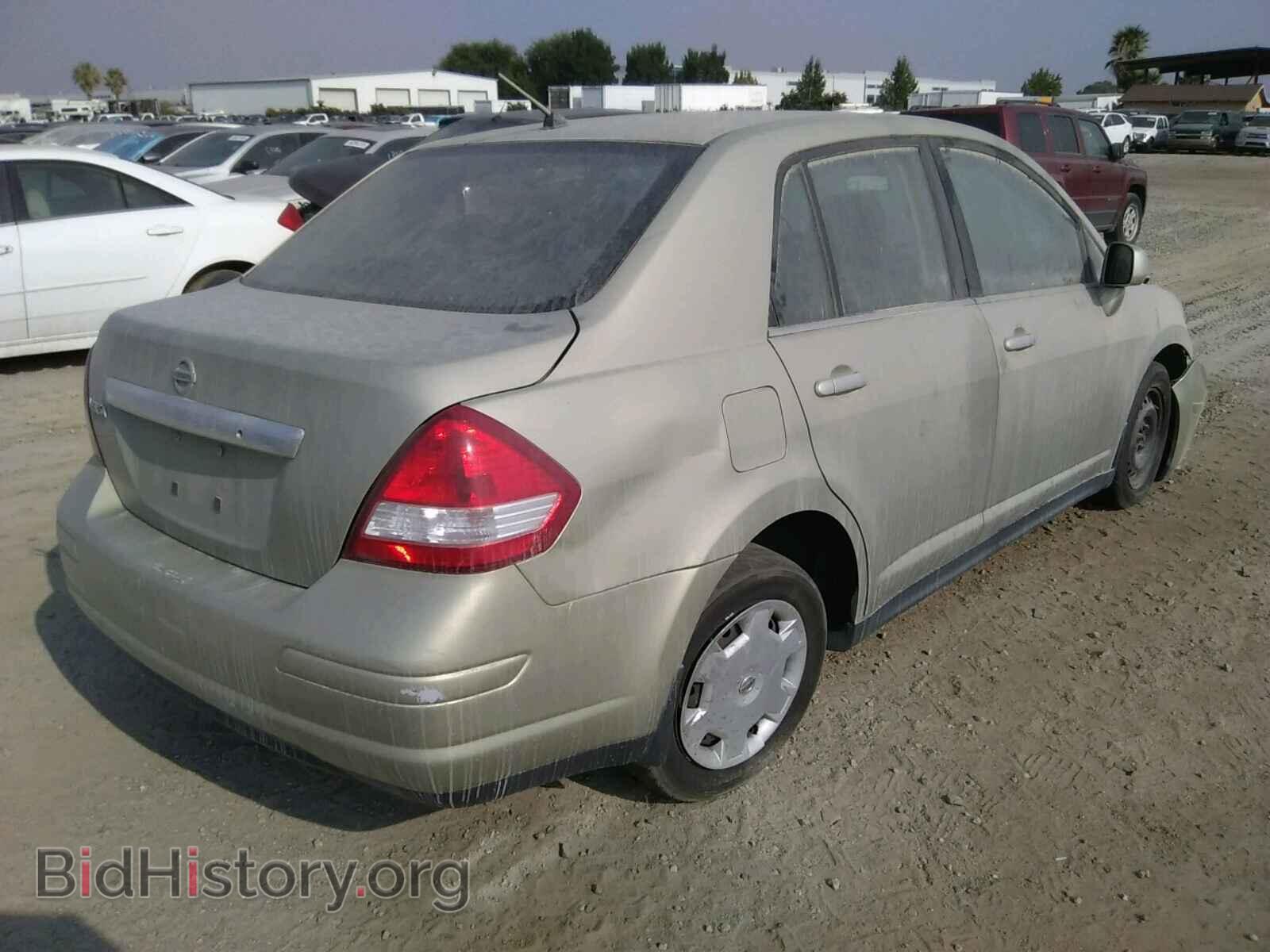 2008 NISSAN VERSA - VIN: 3N1BC11E48L420863 - Фото 4