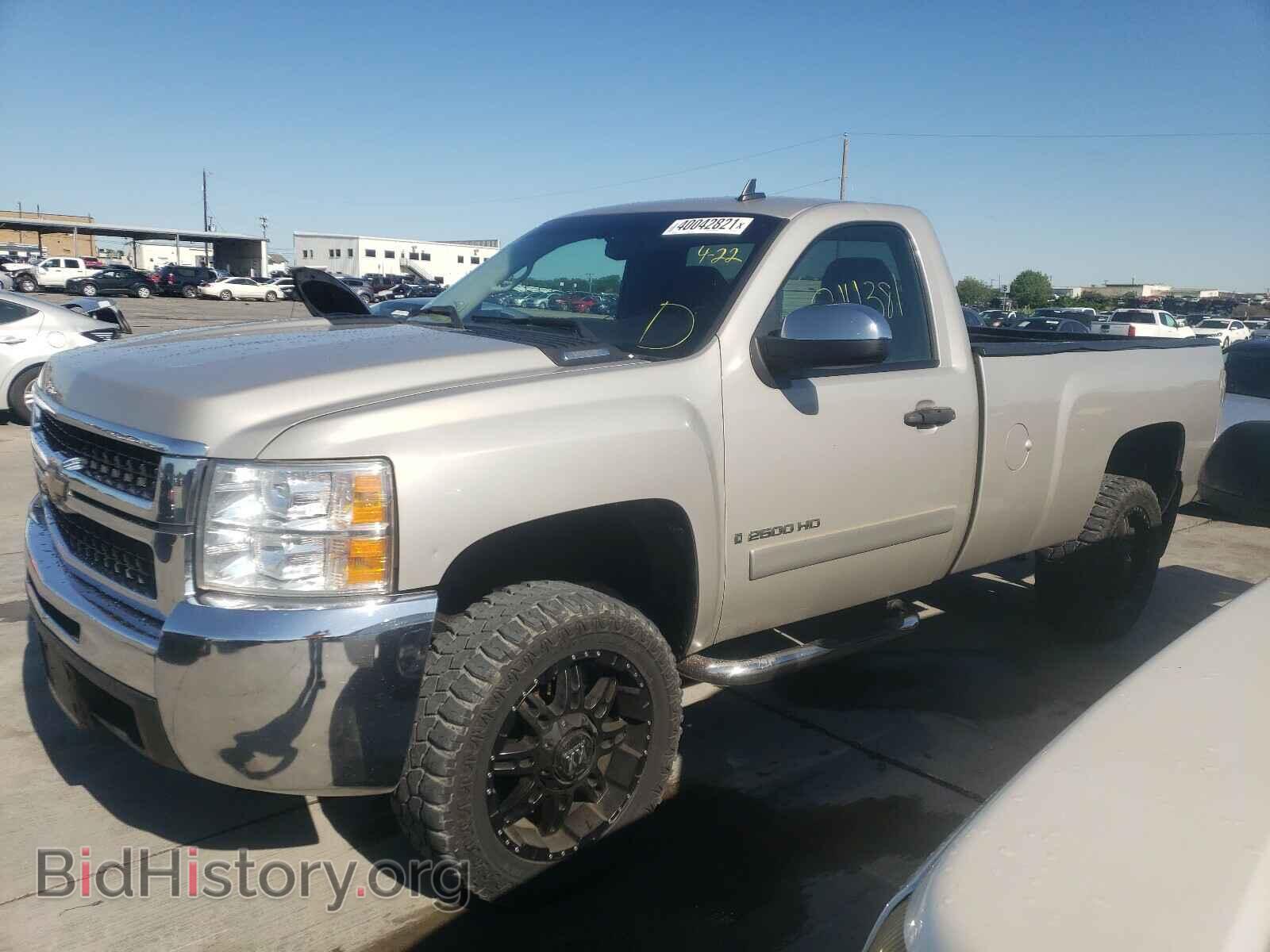 2007 CHEVROLET SILVERADO - VIN: 1GCHC24K17E521260 - Фото 2