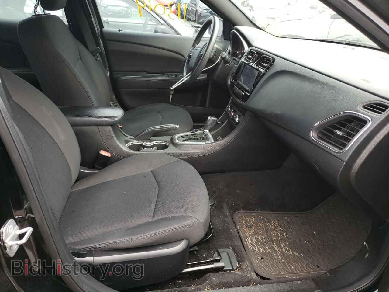 2013 CHRYSLER 200 - VIN: 1C3CCBAB8DN647260 - Фото 5