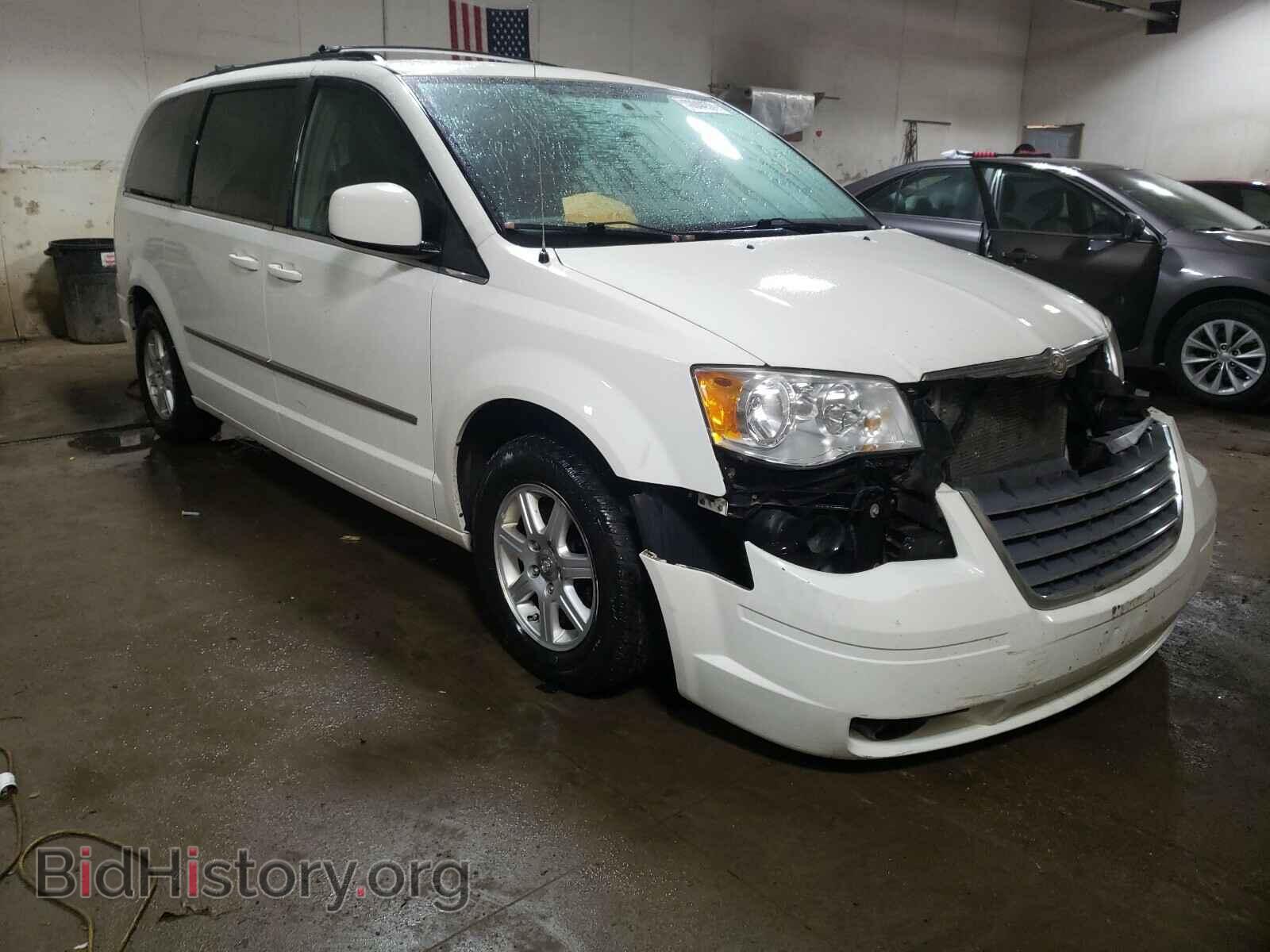 Photo 2A4RR5D11AR248949 - CHRYSLER MINIVAN 2010