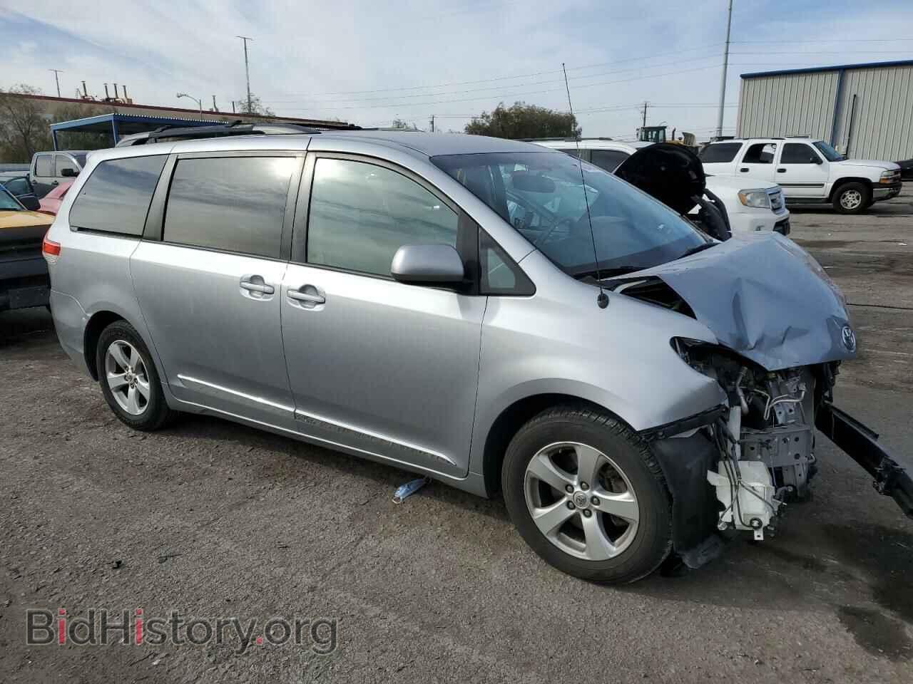 2013 TOYOTA SIENNA - VIN: 5TDKK3DC8DS340122 - Фото 4
