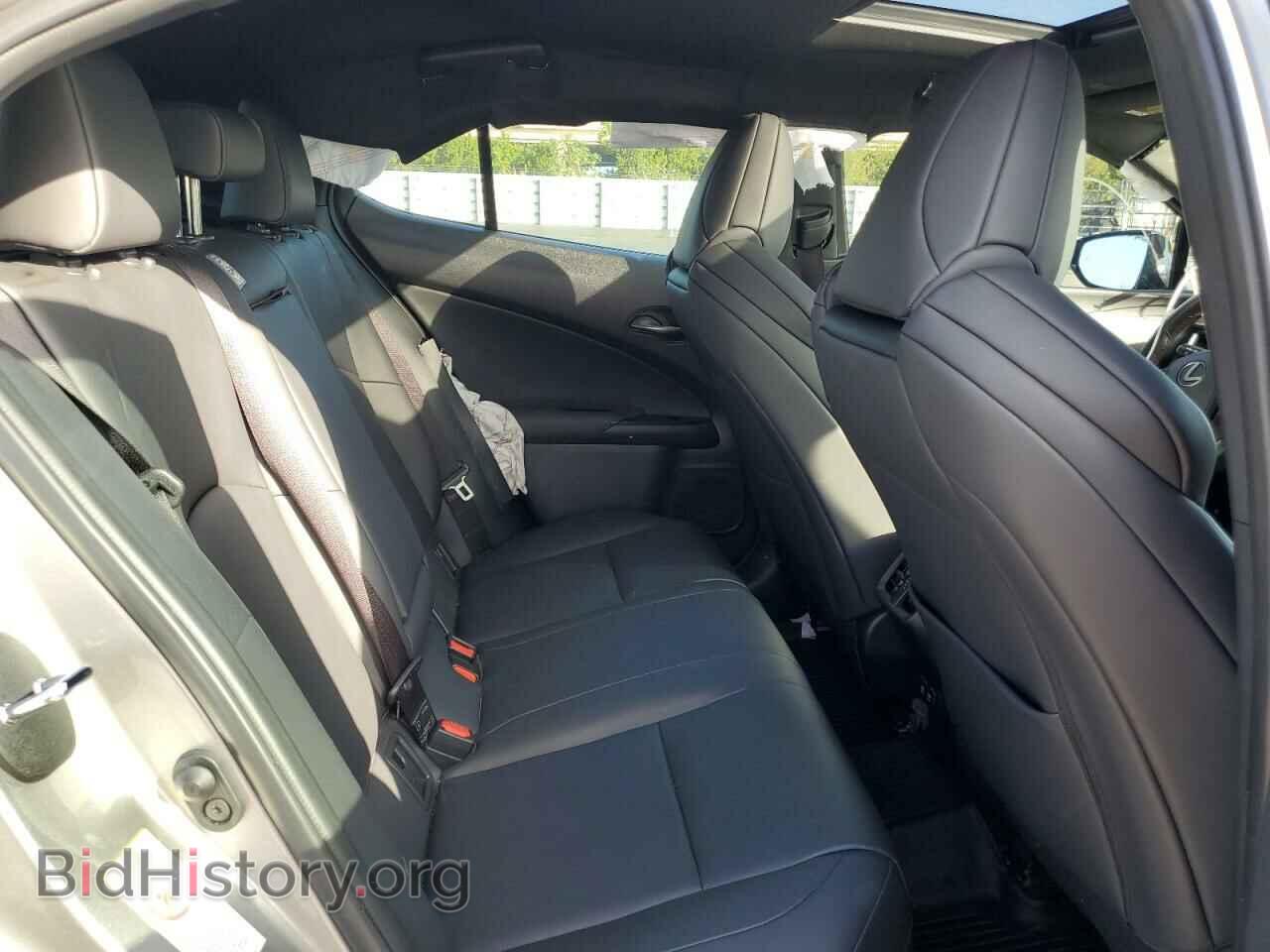 2019 LEXUS UX 200 - VIN: JTHY3JBHXK2004128 - Фото 11